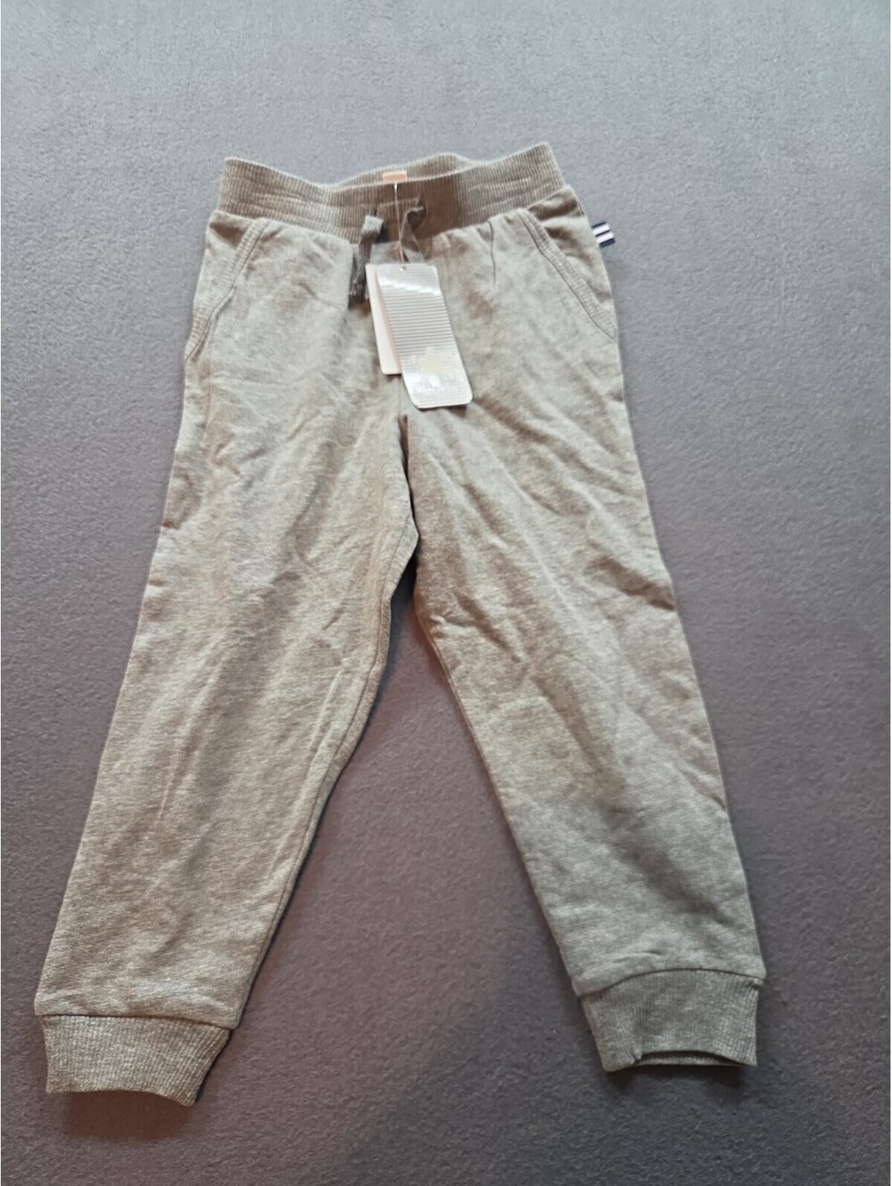 kids gray sweatpants by Splendid size 3 NWT